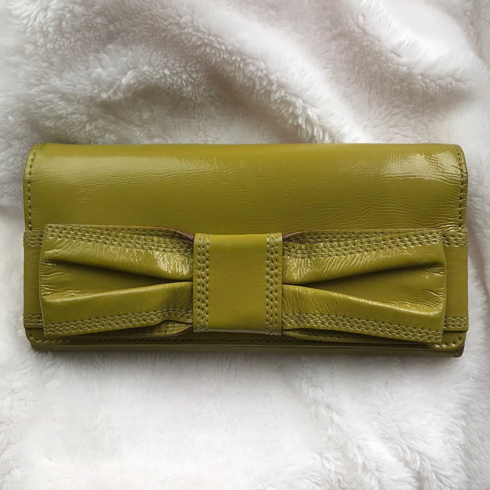 Kate Spade Bow Wallet